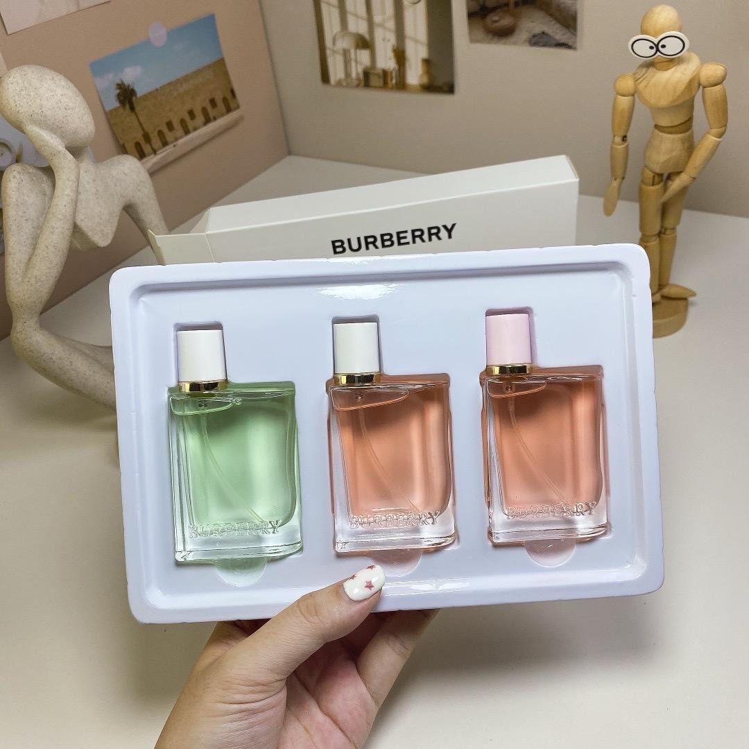 COFFRET CADEAU Burberry Her – Eau de Parfum (3 x 30 ml)